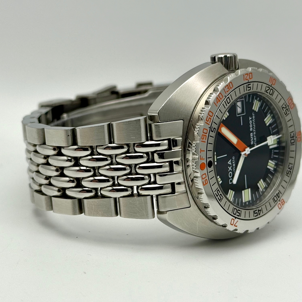 Doxa SUB 300T Sharkhunter Conquistador